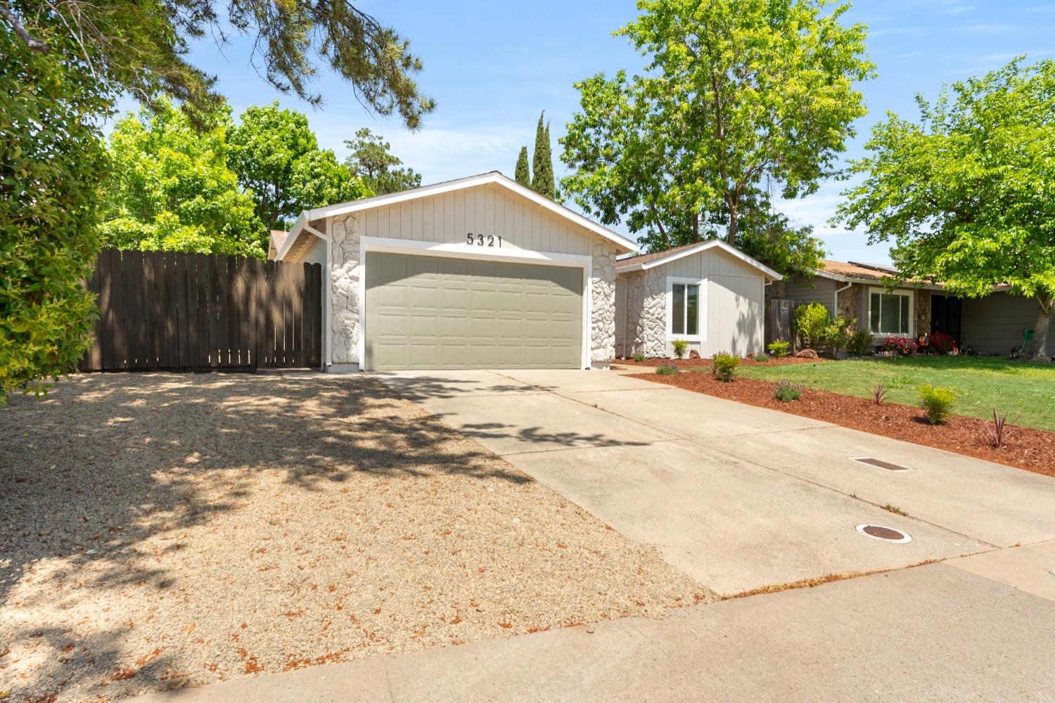 Eden View Drive, Sacramento, California image 2