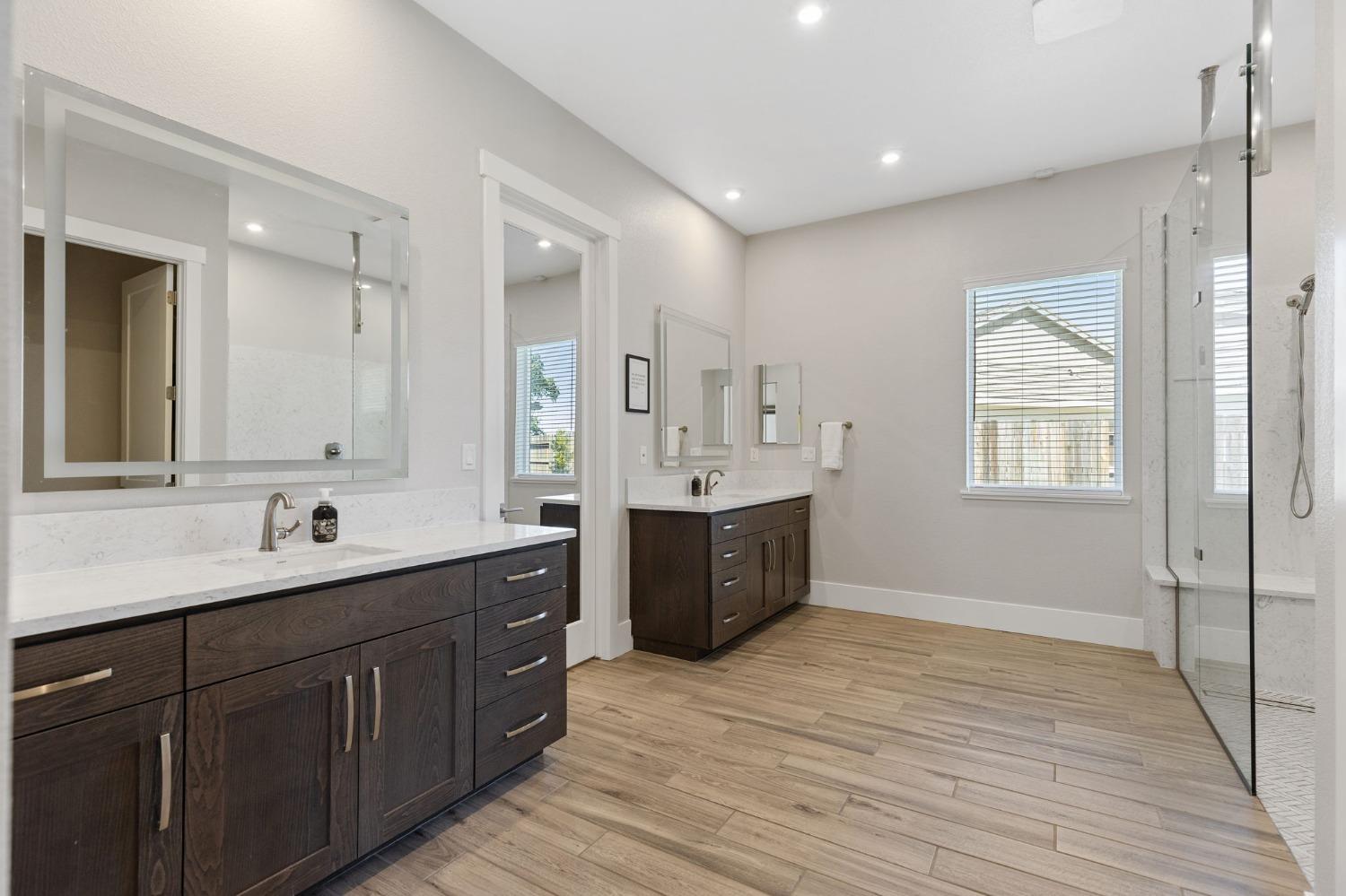 Detail Gallery Image 23 of 83 For 5125 Turnberry Dr, Lincoln,  CA 95648 - 5 Beds | 4/1 Baths