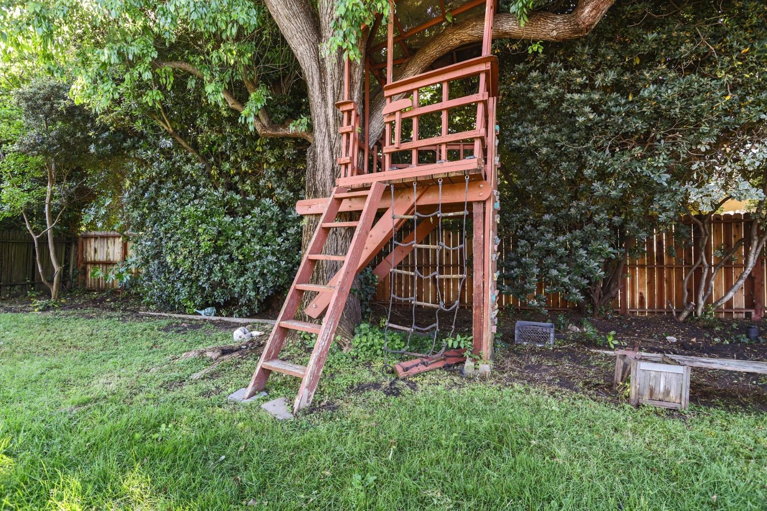 Detail Gallery Image 40 of 43 For 1152 Stanton Way, Stockton,  CA 95207 - 3 Beds | 2 Baths