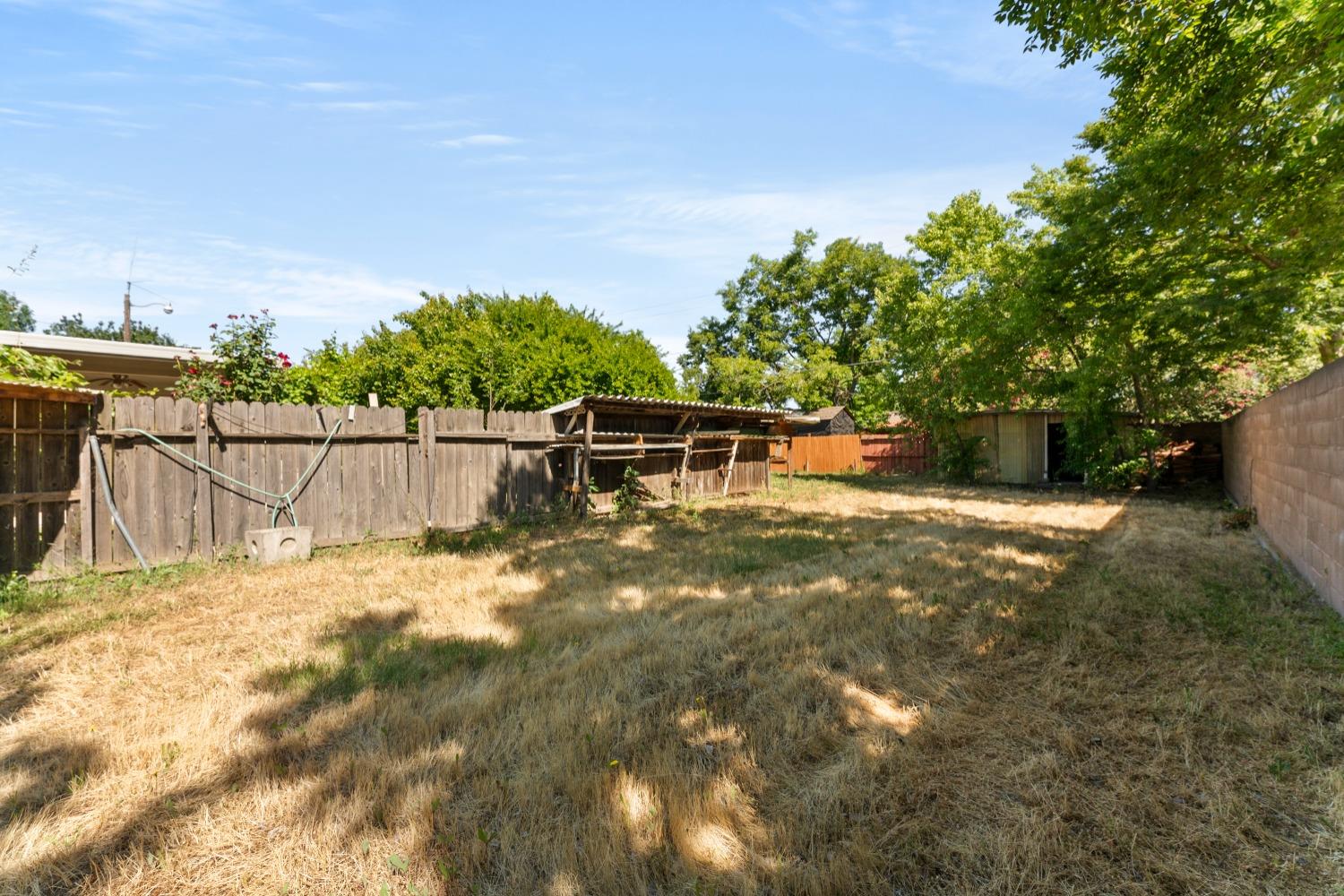 Detail Gallery Image 75 of 84 For 8905 Fredric, Sacramento,  CA 95826 - 4 Beds | 3 Baths