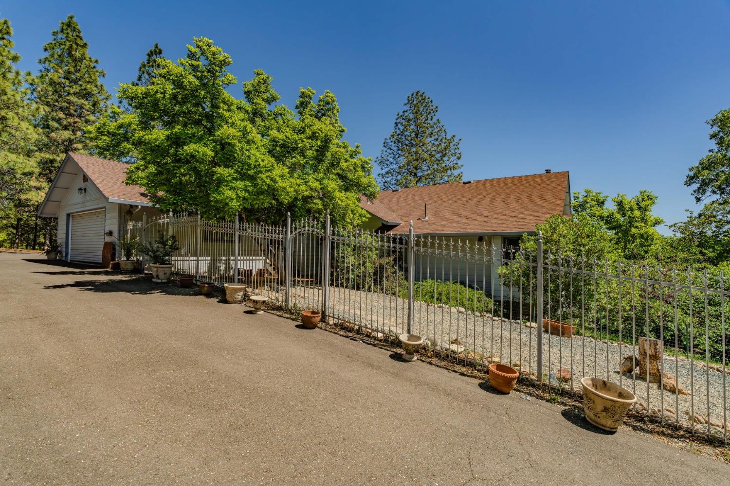 Detail Gallery Image 71 of 89 For 14001 Surrey Junction Ln, Sutter Creek,  CA 95685 - 3 Beds | 2/1 Baths