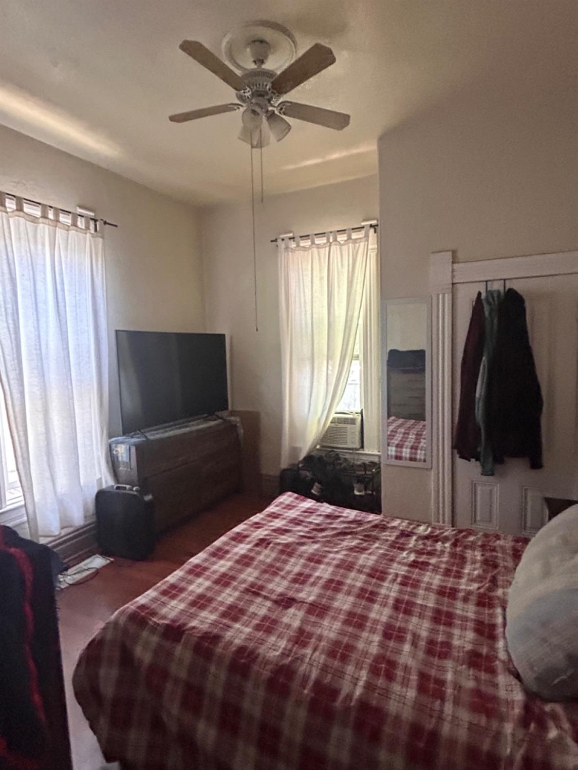 Detail Gallery Image 27 of 38 For 107 E 9th St, Tracy,  CA 95376 - 3 Beds | 2 Baths