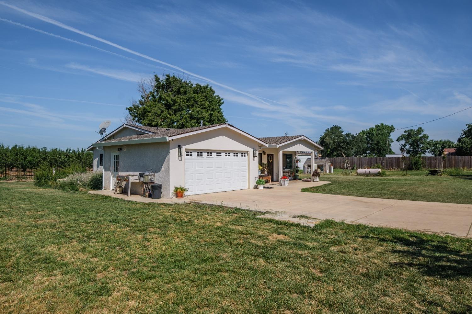 Krehe Street, Live Oak, California image 5
