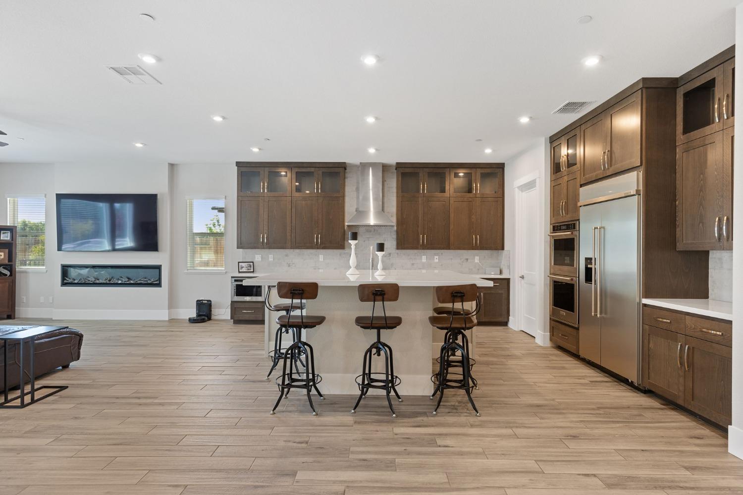 Detail Gallery Image 6 of 83 For 5125 Turnberry Dr, Lincoln,  CA 95648 - 5 Beds | 4/1 Baths