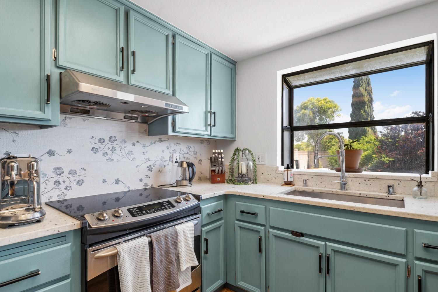 Detail Gallery Image 19 of 44 For 3636 Dormer Ave, Concord,  CA 94519 - 3 Beds | 2 Baths