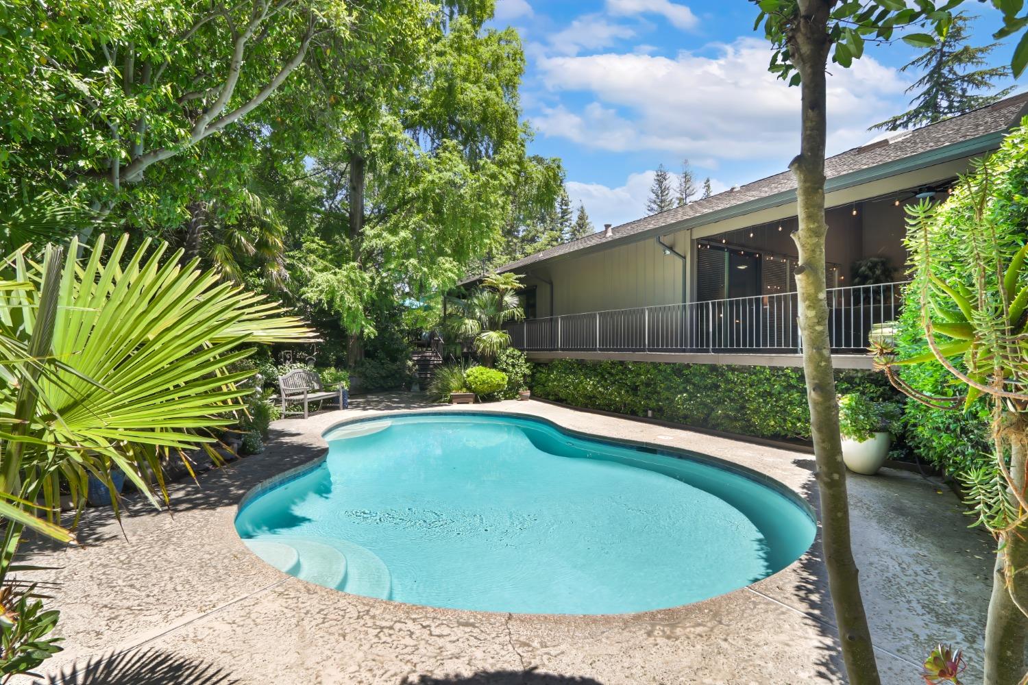 Detail Gallery Image 39 of 50 For 3305 Inverness Ct, Sacramento,  CA 95821 - 5 Beds | 3/1 Baths