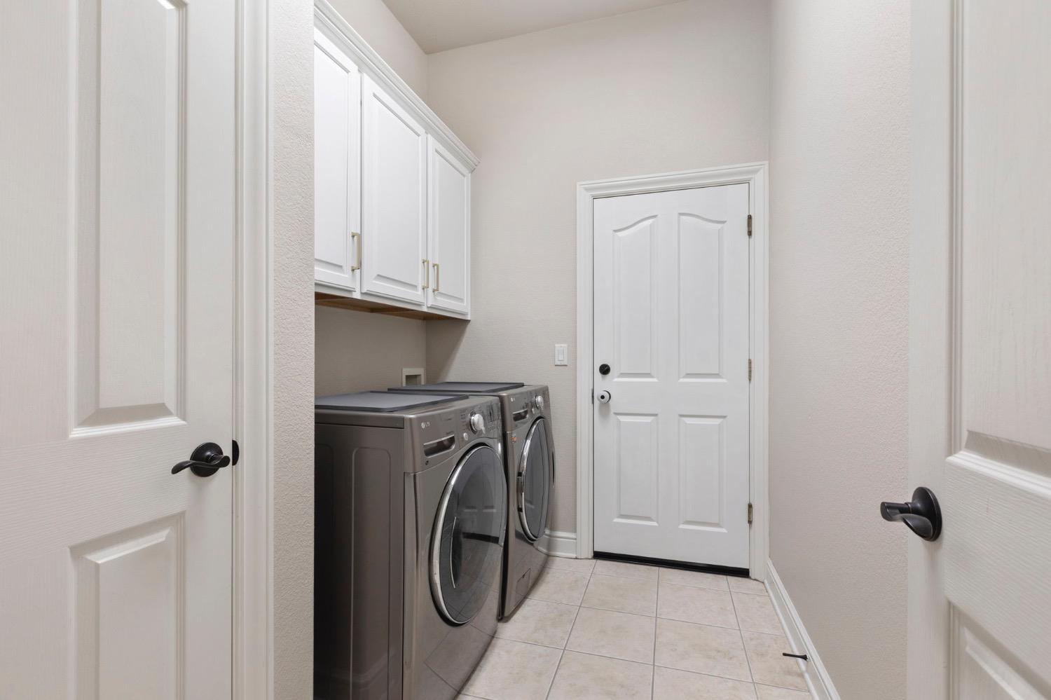 Detail Gallery Image 35 of 49 For 1716 W Morella Cir, Roseville,  CA 95747 - 3 Beds | 2/1 Baths