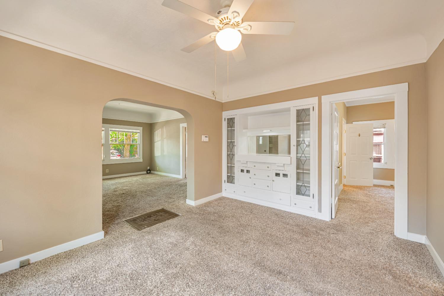 41st Street, Sacramento, California image 8