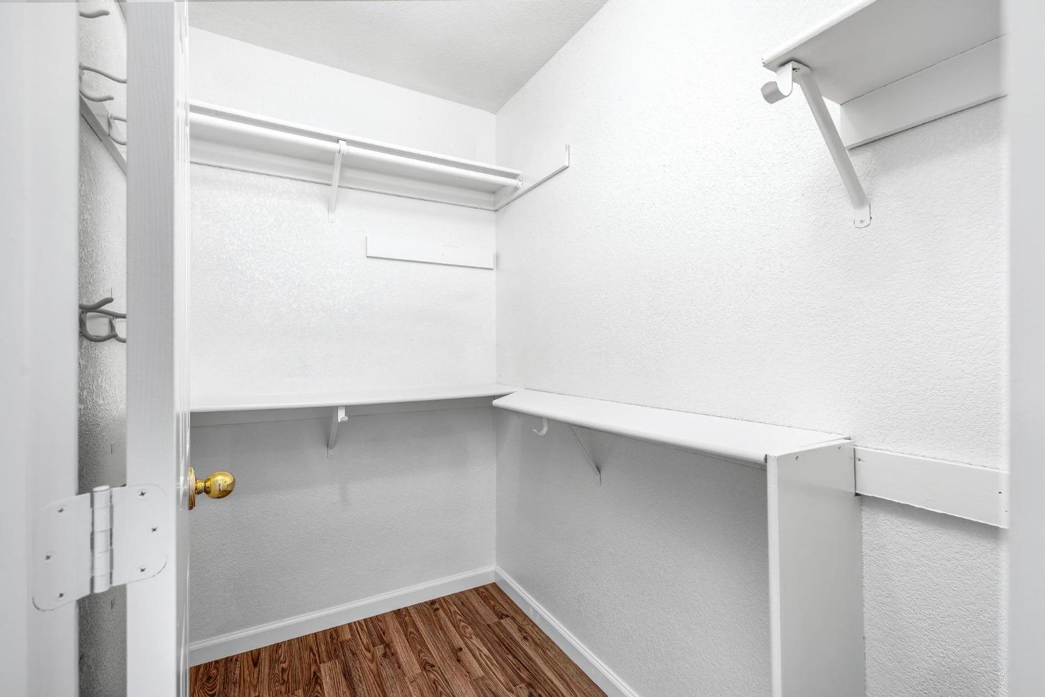 Detail Gallery Image 31 of 48 For 1171 Hidden Meadow, Manteca,  CA 95337 - 5 Beds | 3 Baths