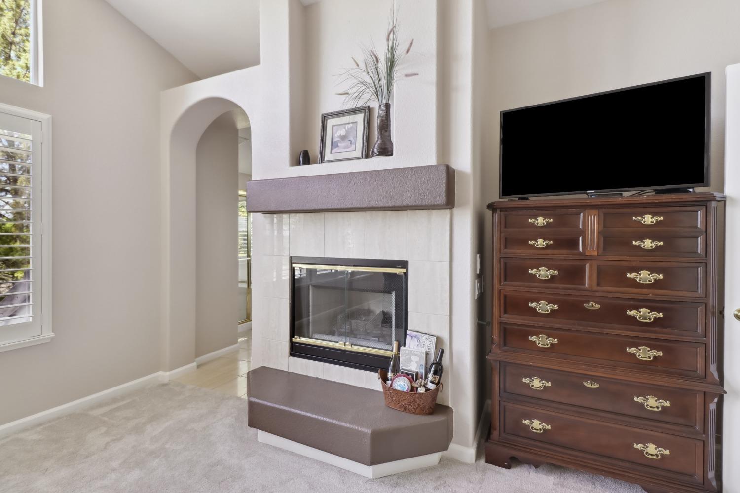 Detail Gallery Image 38 of 99 For 204 Davies Ct, Folsom,  CA 95630 - 4 Beds | 2/1 Baths