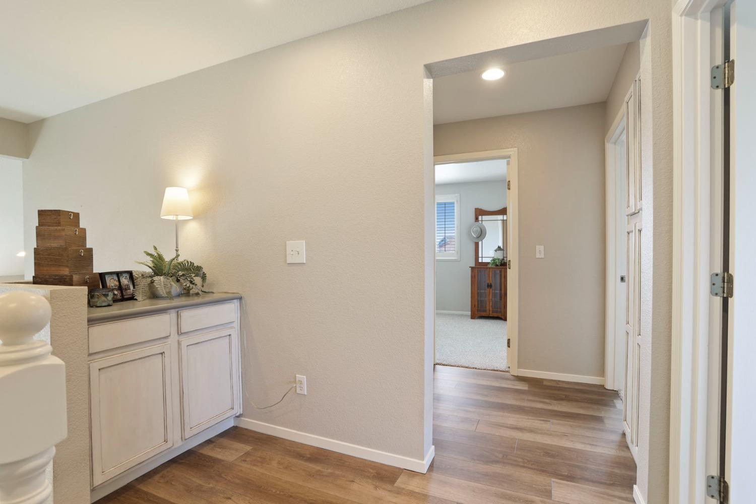 Detail Gallery Image 21 of 43 For 990 Kirkwood Way, Lathrop,  CA 95330 - 5 Beds | 3 Baths