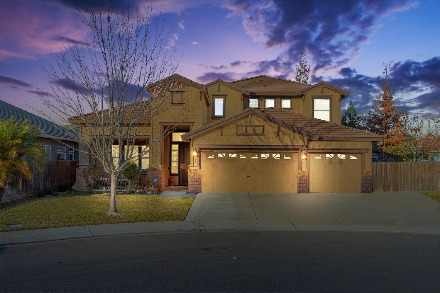 Detail Gallery Image 2 of 25 For 2825 Bullion Ct, Riverbank,  CA 95367 - 4 Beds | 2/1 Baths