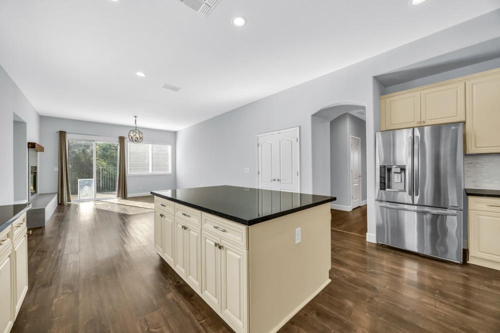 Detail Gallery Image 12 of 54 For 4019 Aitken Dairy Rd, Rocklin,  CA 95677 - 4 Beds | 2 Baths