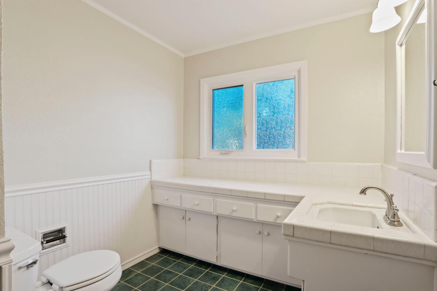 Detail Gallery Image 25 of 43 For 1152 Stanton Way, Stockton,  CA 95207 - 3 Beds | 2 Baths