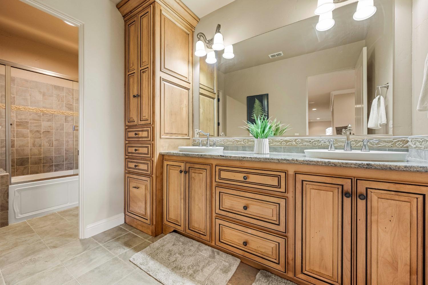 Detail Gallery Image 60 of 60 For 109 Roberts Pl, Roseville,  CA 95661 - 4 Beds | 3 Baths