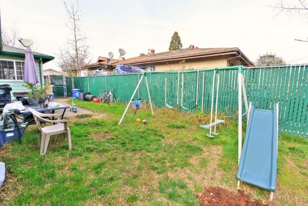 Detail Gallery Image 4 of 13 For 7022 Zeeland Dr, Citrus Heights,  CA 95621 - – Beds | – Baths