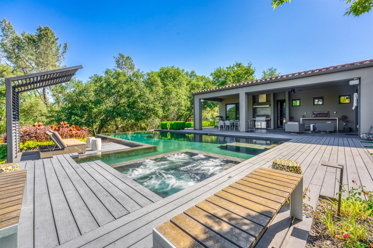 Detail Gallery Image 29 of 44 For 6505 Rutherford Canyon Rd, Loomis,  CA 95650 - 4 Beds | 4/1 Baths