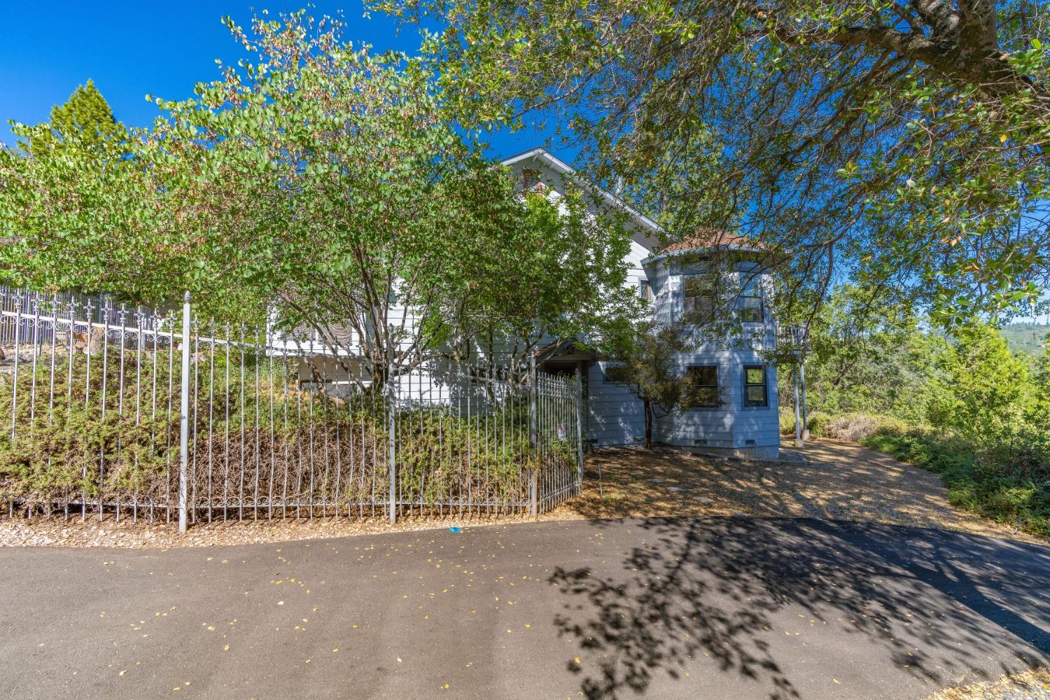 Detail Gallery Image 68 of 89 For 14001 Surrey Junction Ln, Sutter Creek,  CA 95685 - 3 Beds | 2/1 Baths