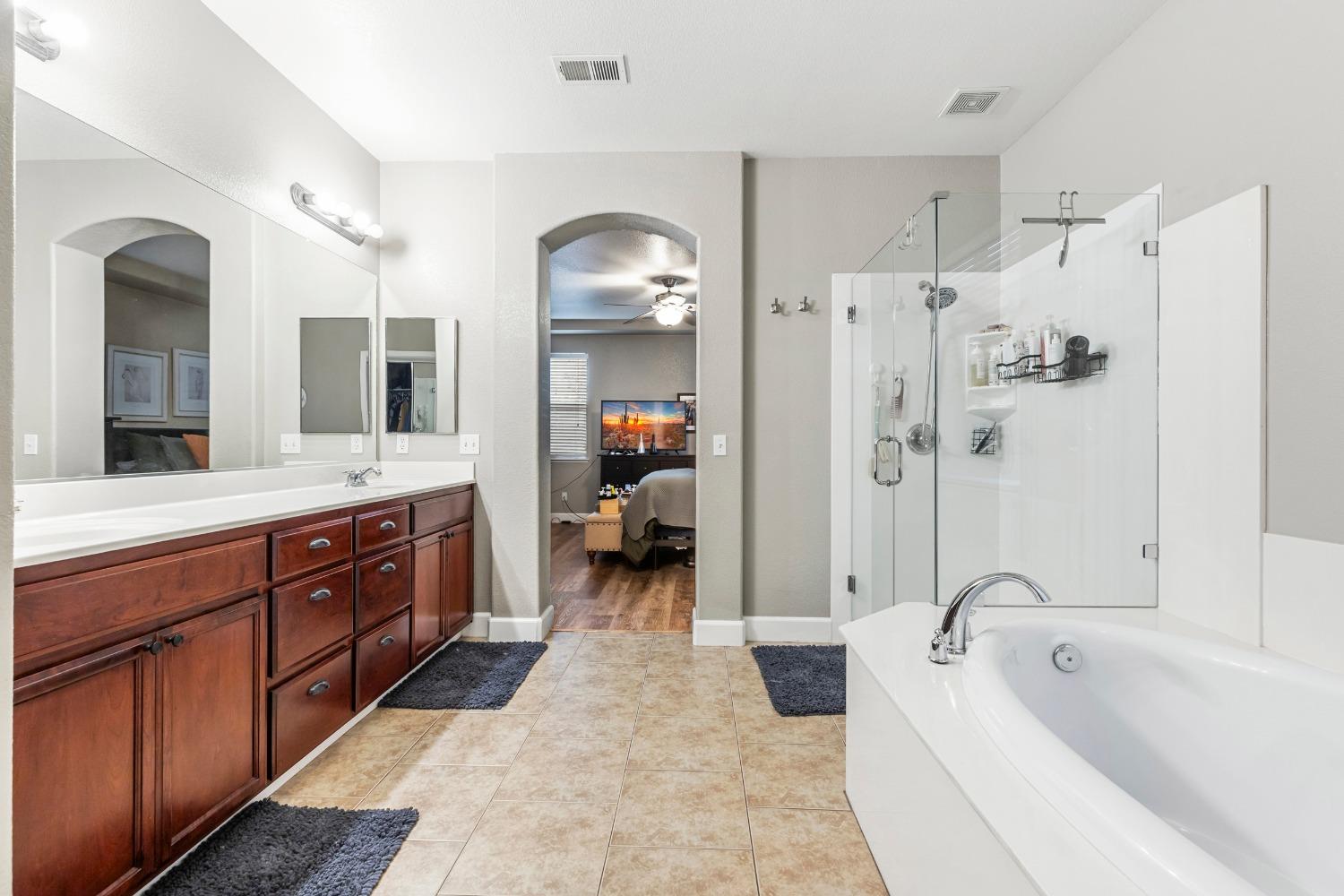 Detail Gallery Image 14 of 25 For 2825 Bullion Ct, Riverbank,  CA 95367 - 4 Beds | 2/1 Baths
