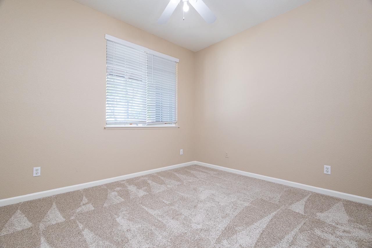 Detail Gallery Image 18 of 26 For 1532 Hammond Ct, Folsom,  CA 95630 - 4 Beds | 2/1 Baths