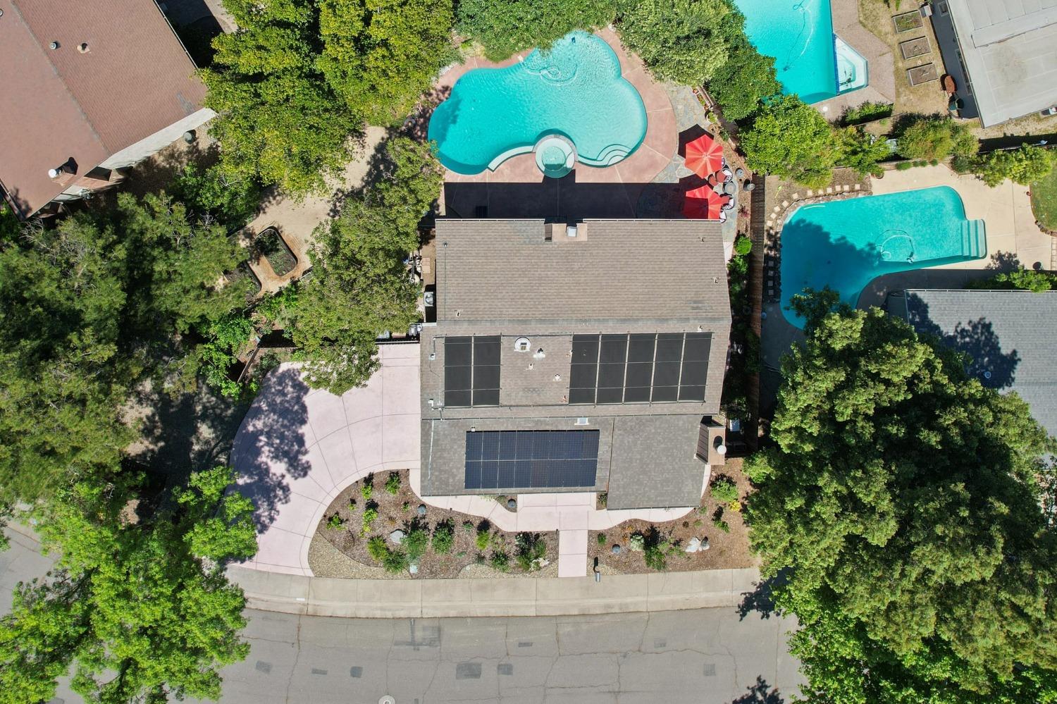 Detail Gallery Image 55 of 57 For 2217 Alameda Ave, Davis,  CA 95616 - 4 Beds | 2/1 Baths
