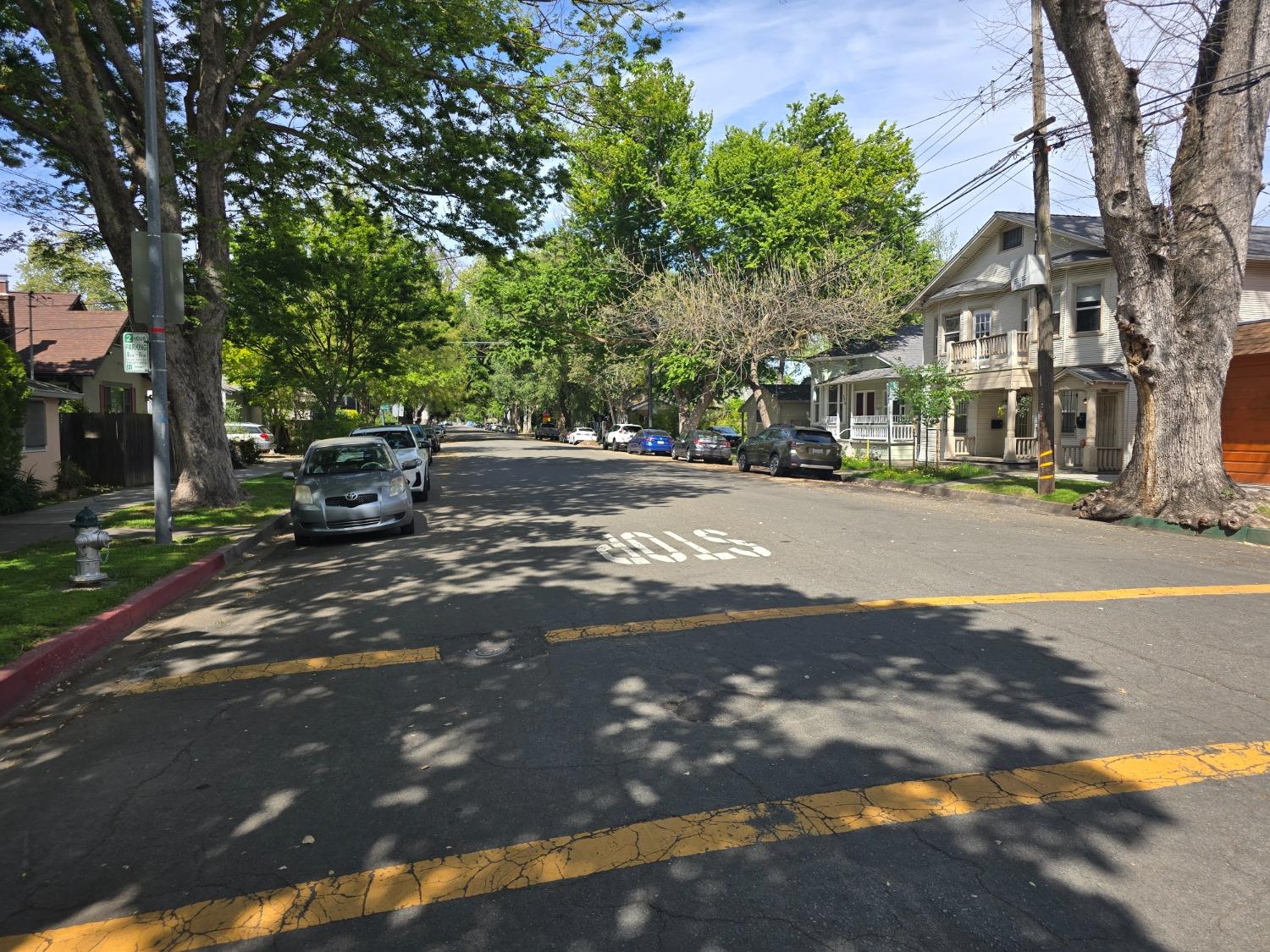 12th Street, Sacramento, California image 33