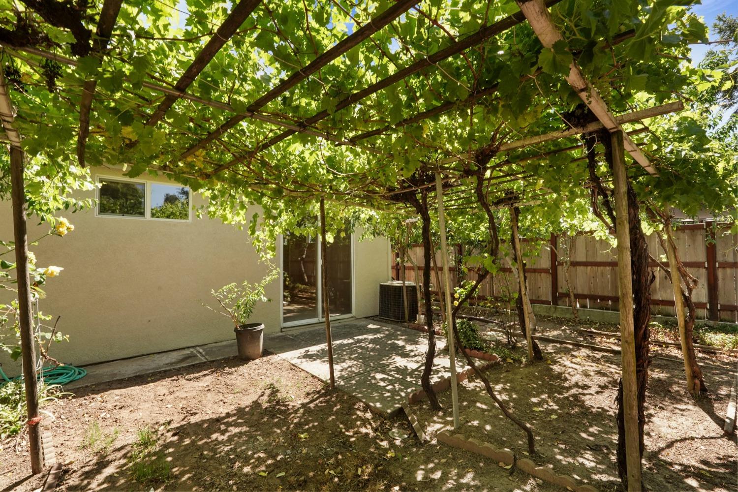 Detail Gallery Image 46 of 48 For 2607 W Elm St, Lodi,  CA 95242 - 3 Beds | 2 Baths