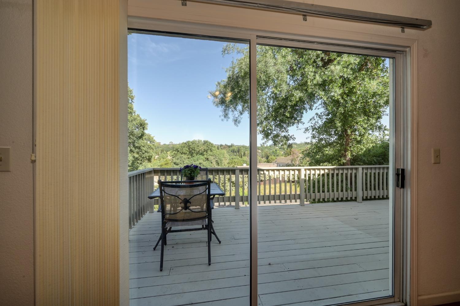Detail Gallery Image 6 of 28 For 1518 Sutter Creek Dr, El Dorado Hills,  CA 95762 - 3 Beds | 2/1 Baths