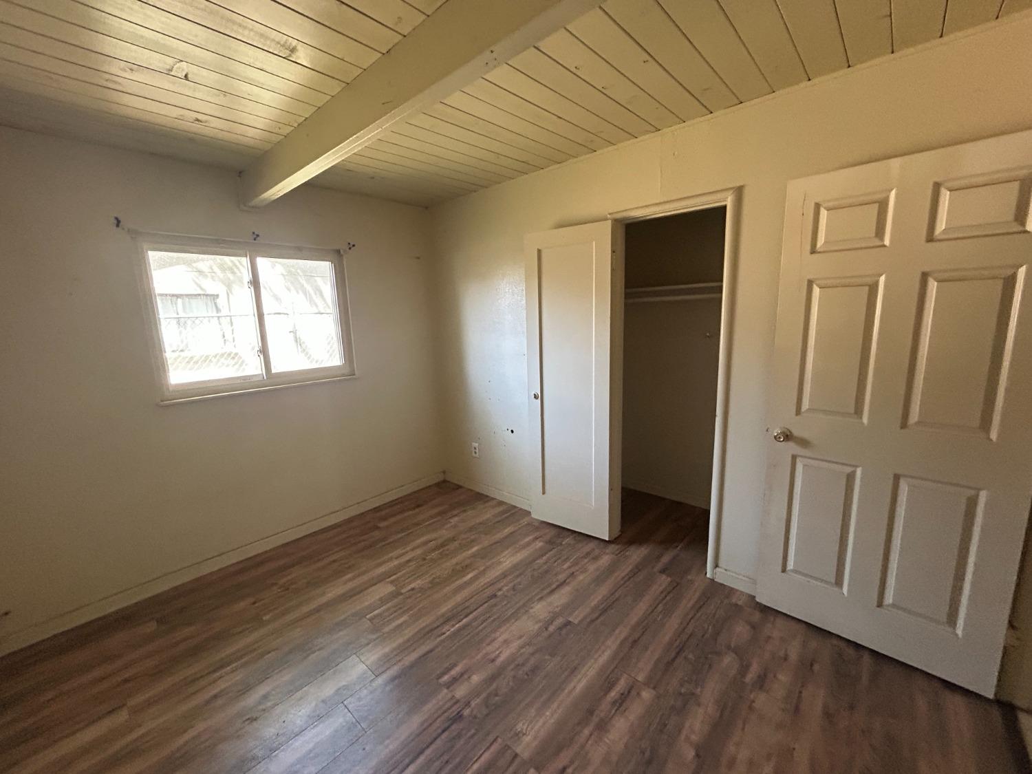 Detail Gallery Image 8 of 12 For 307 Olive St, Wheatland,  CA 95692 - 4 Beds | 1/1 Baths