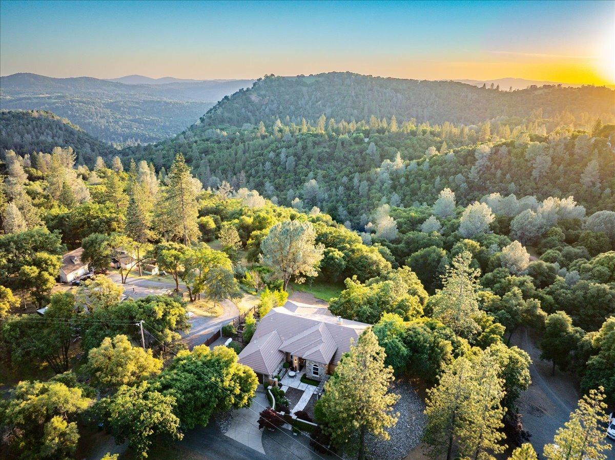 Detail Gallery Image 92 of 98 For 6340 Roller Coaster Rd, Garden Valley,  CA 95633 - 4 Beds | 3/1 Baths