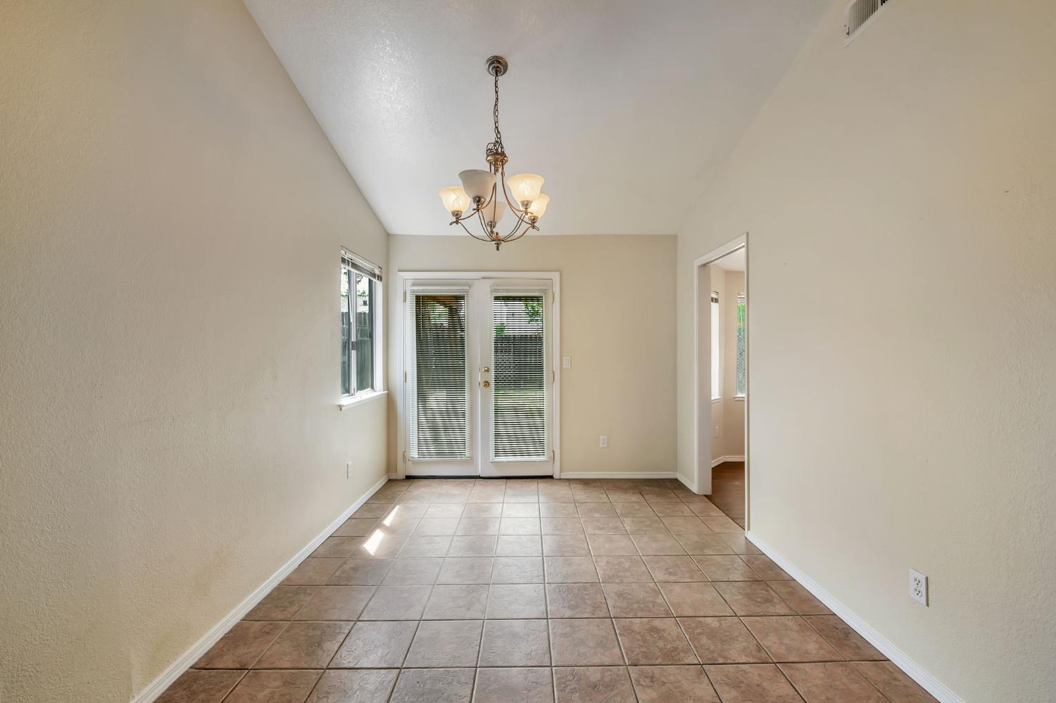Lovewood Court, Citrus Heights, California image 17