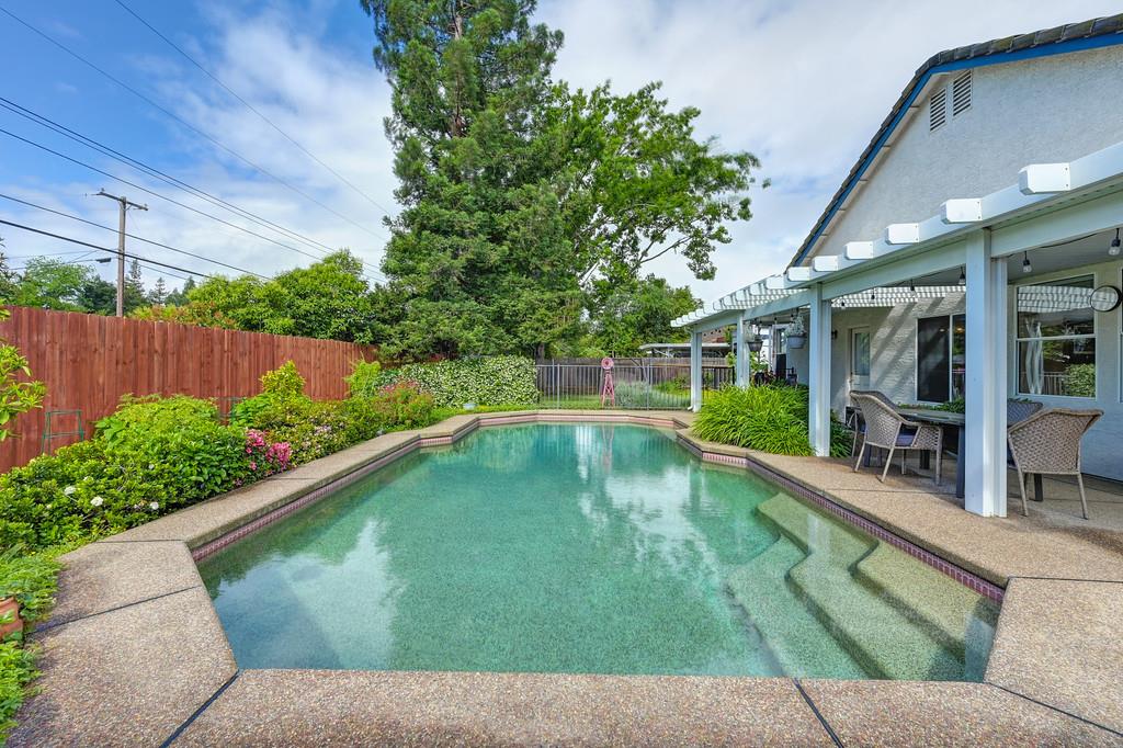 Detail Gallery Image 37 of 46 For 8958 Augustine Ct, Orangevale,  CA 95662 - 3 Beds | 2 Baths
