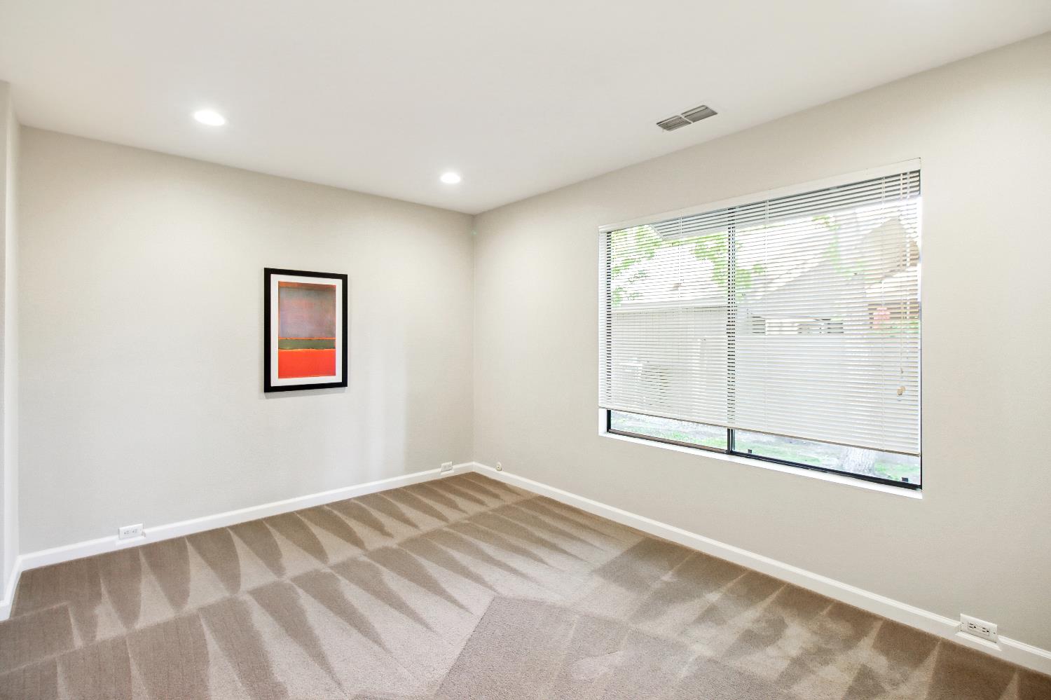 Detail Gallery Image 40 of 59 For 306 East Ranch Rd, Sacramento,  CA 95825 - 2 Beds | 2 Baths