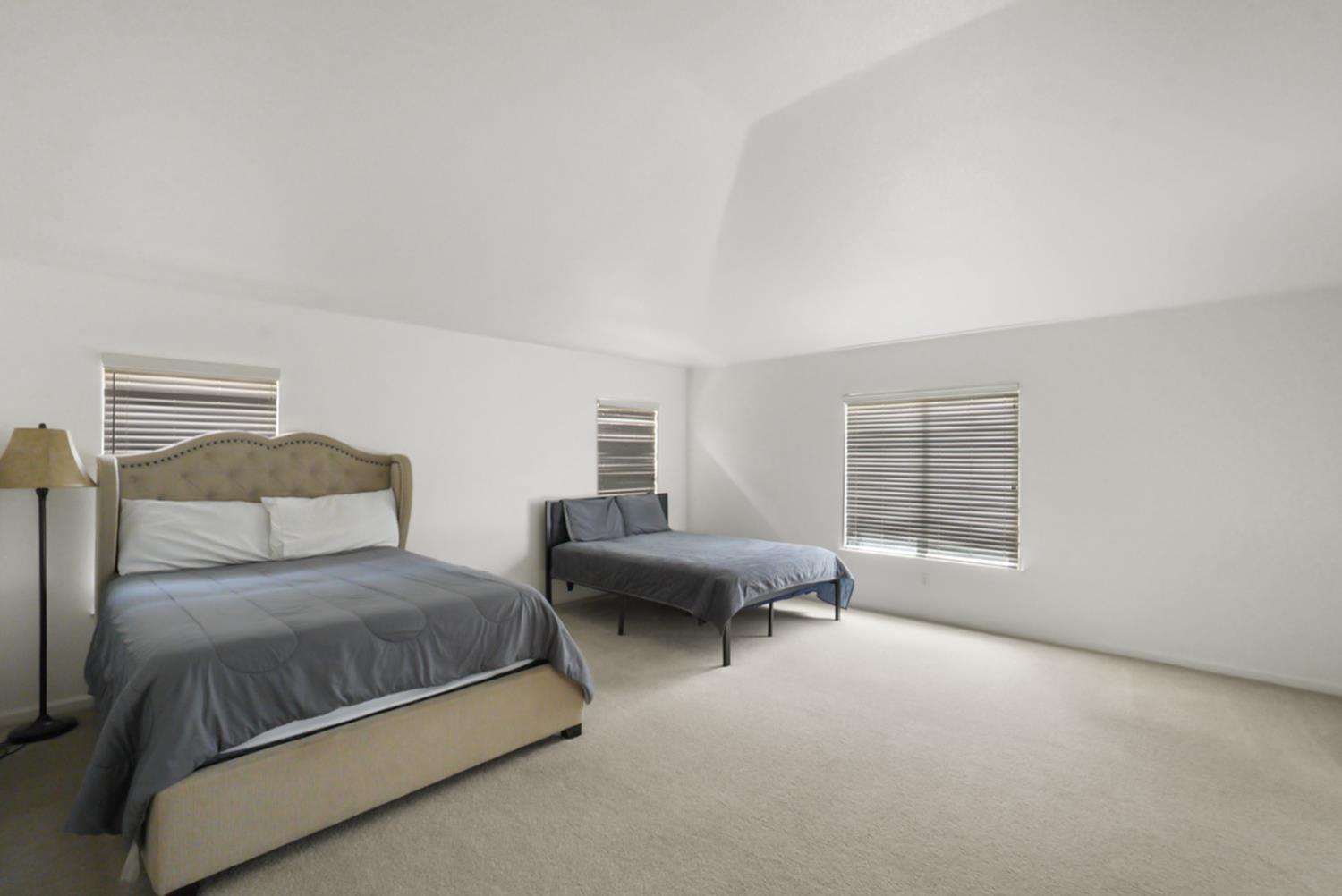 Detail Gallery Image 20 of 36 For 1408 Mendocino Creek Dtive, Patterson,  CA 95363 - 5 Beds | 3/1 Baths