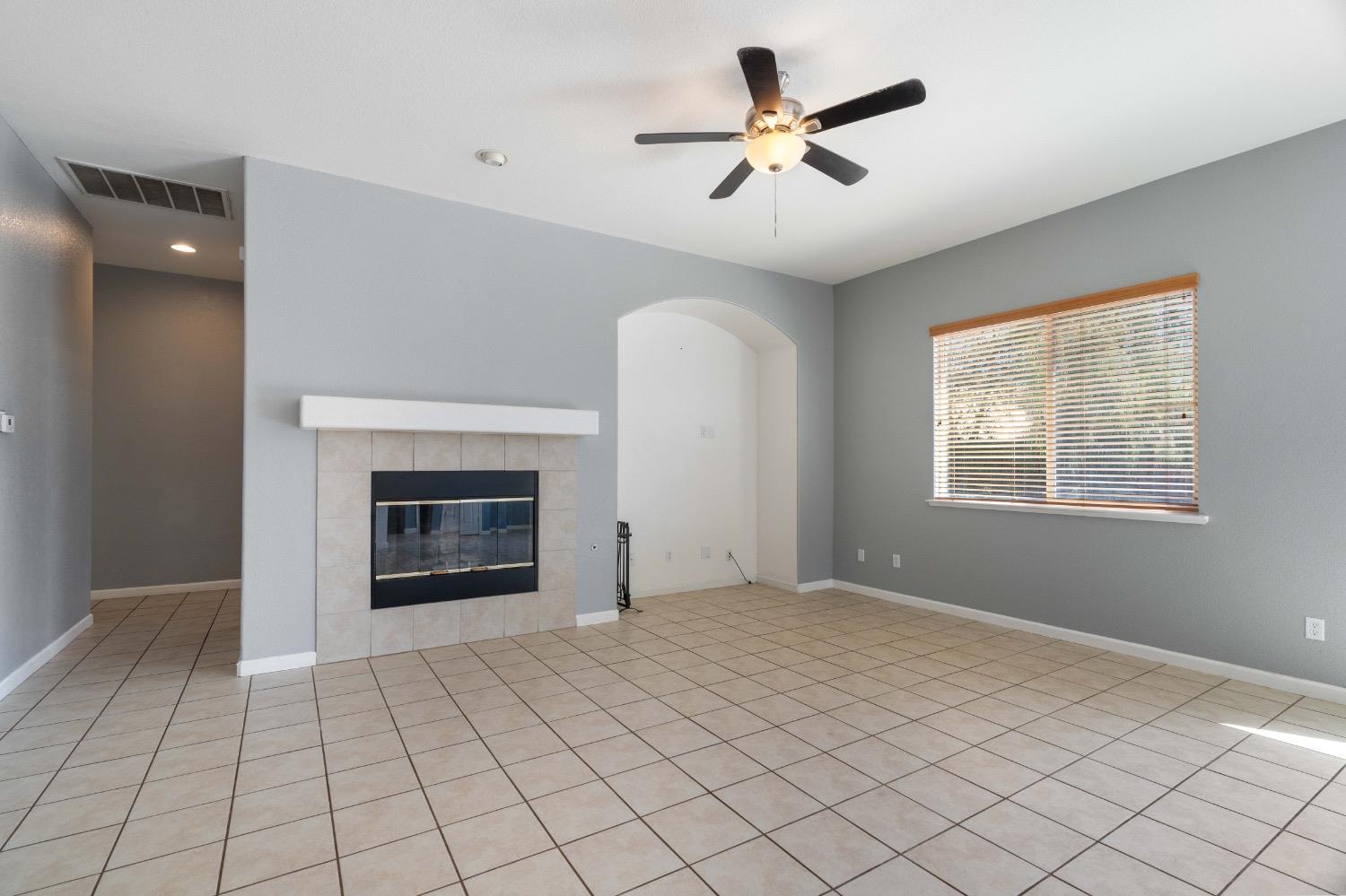 Gladwin Way, Elk Grove, California image 19