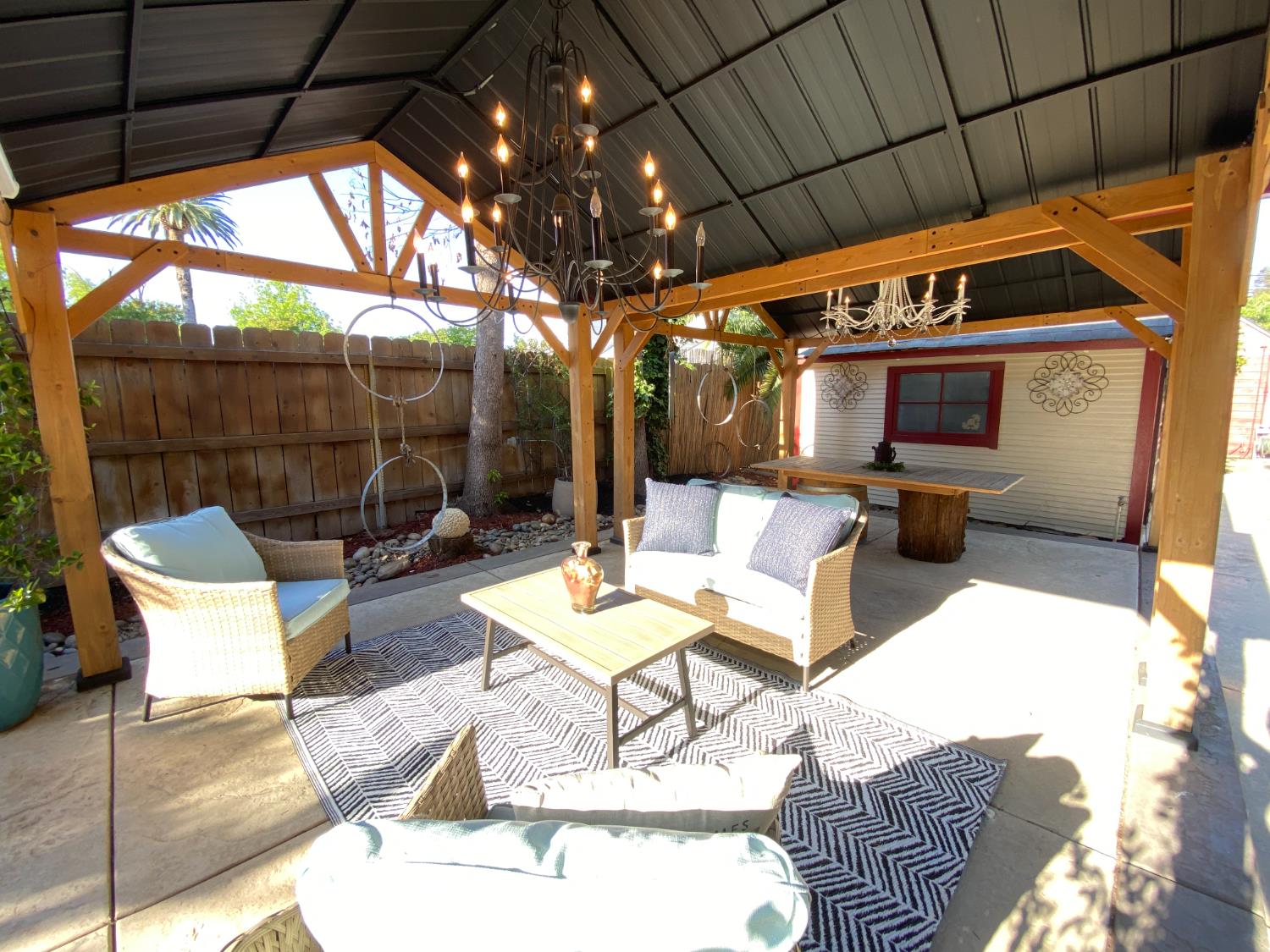 N Pleasant Avenue, Lodi, California image 50
