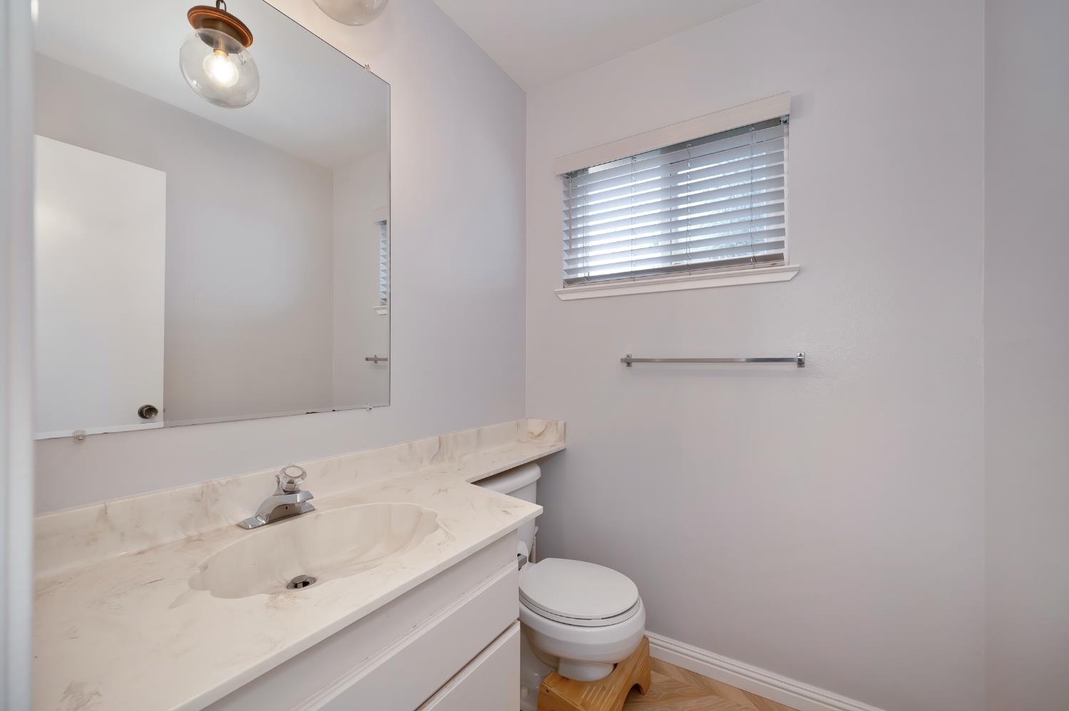 Caldera Way, Sacramento, California image 19
