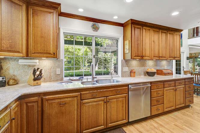 Detail Gallery Image 24 of 82 For 3399 Barberry, Sacramento,  CA 95864 - 5 Beds | 3/2 Baths