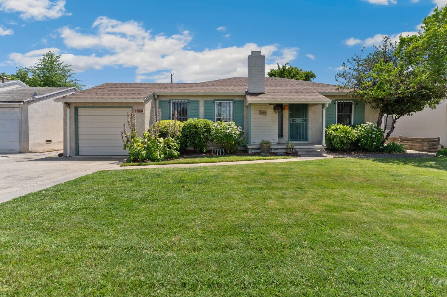Fruitridge Road, Sacramento, California image 1