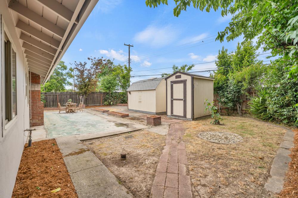 Detail Gallery Image 21 of 26 For 3805 Lankershim Way, North Highlands,  CA 95660 - 3 Beds | 2 Baths