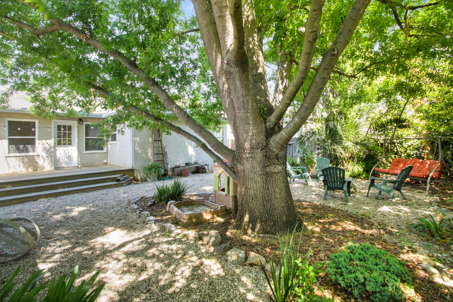 Detail Gallery Image 43 of 48 For 5960 12th Ave, Sacramento,  CA 95820 - 3 Beds | 1 Baths