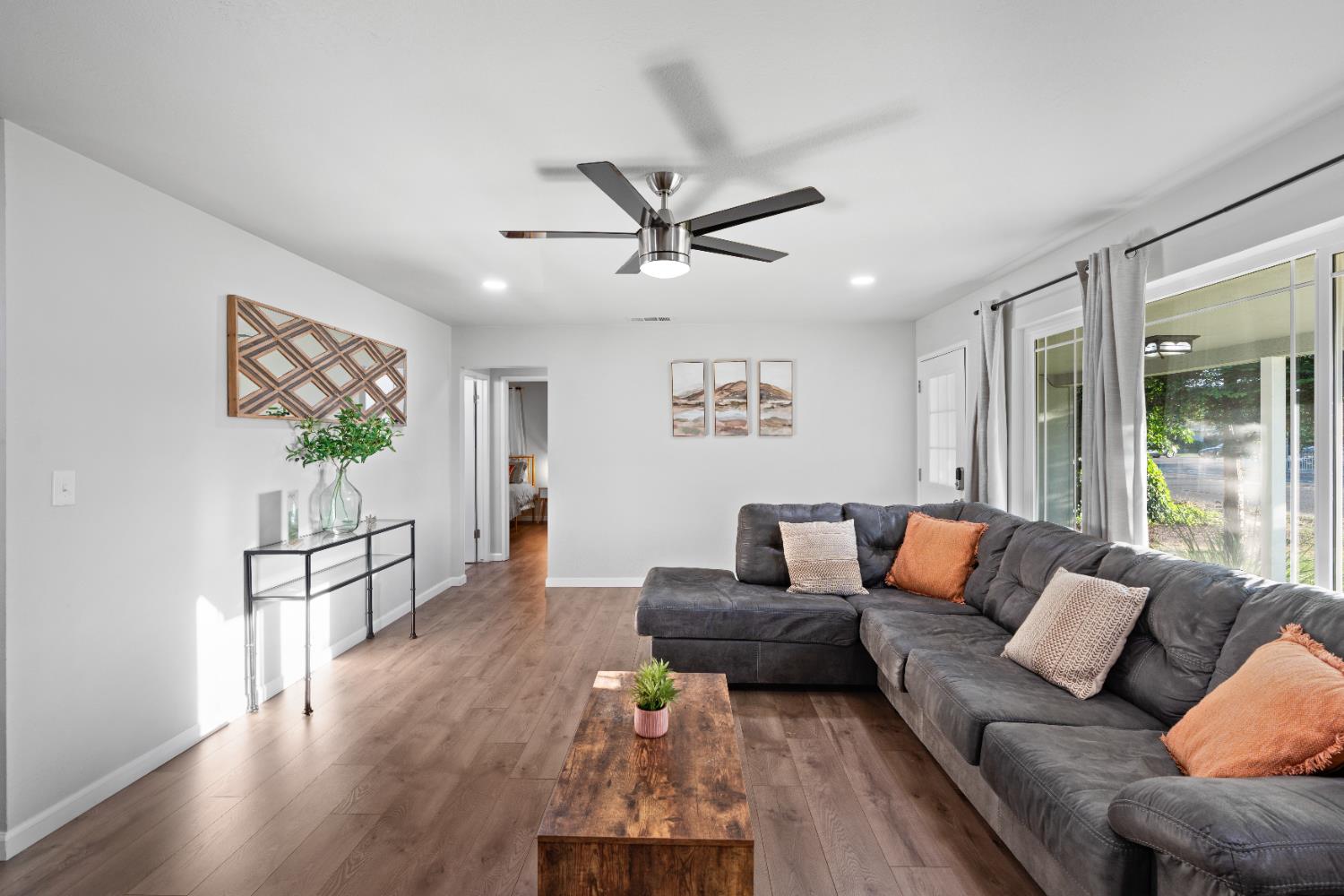 Detail Gallery Image 14 of 48 For 2638 N Olive Ave, Turlock,  CA 95382 - 2 Beds | 1 Baths