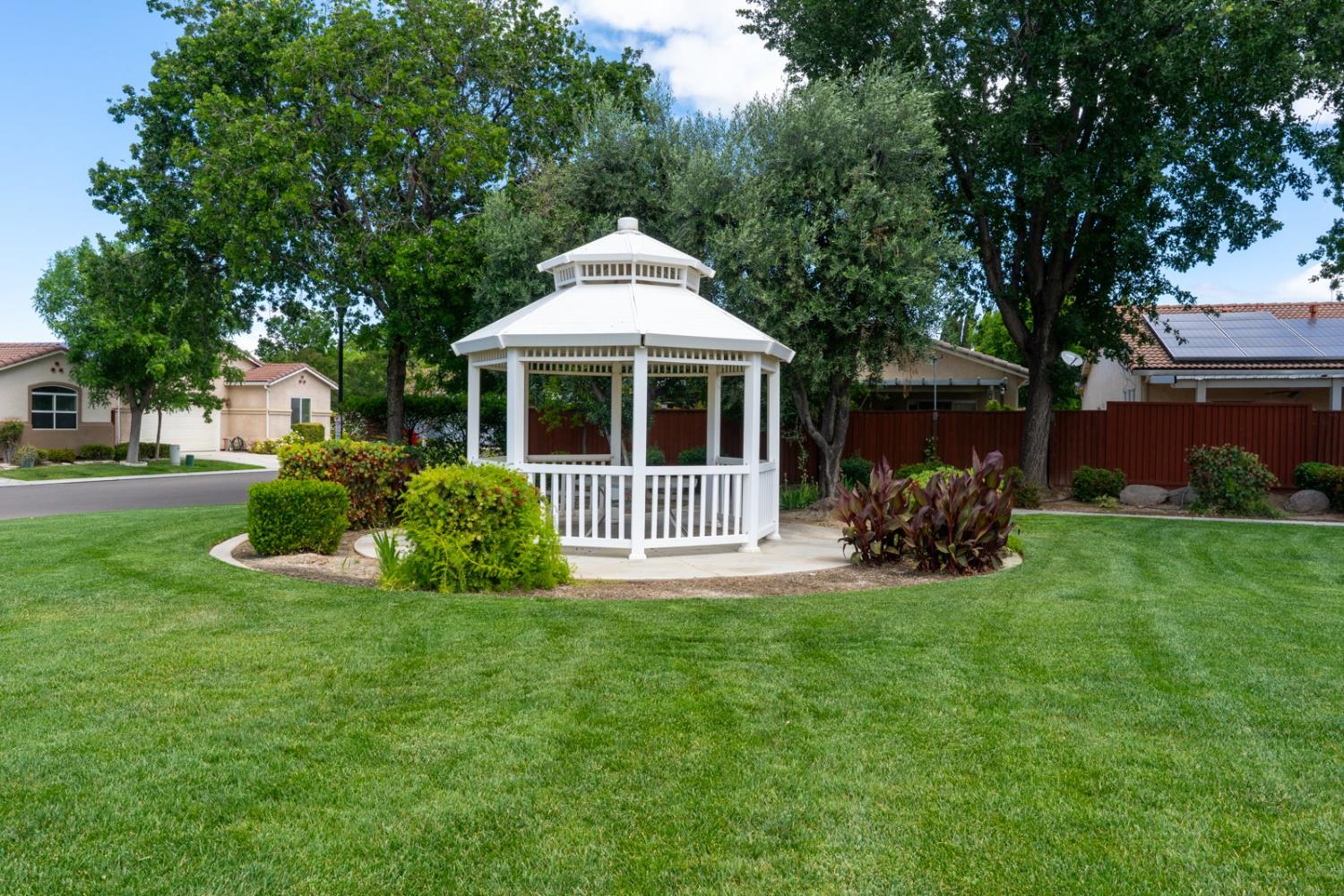 Detail Gallery Image 40 of 48 For 3008 La Vina Cir, Los Banos,  CA 93635 - 3 Beds | 2 Baths