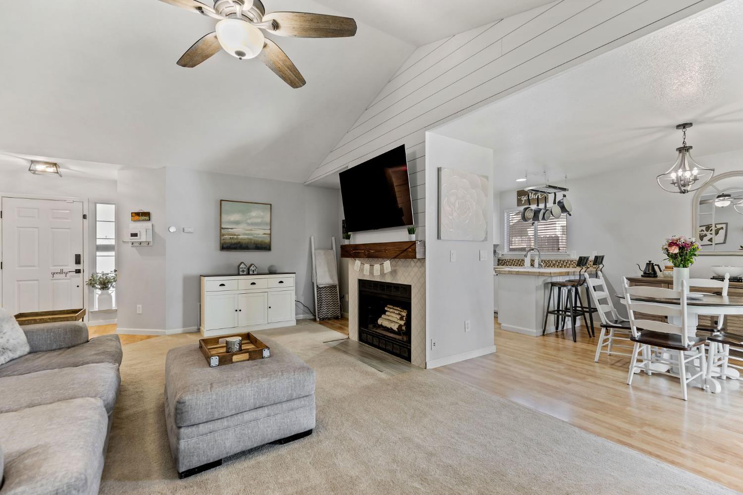 Sandra Court, Lincoln, California image 7