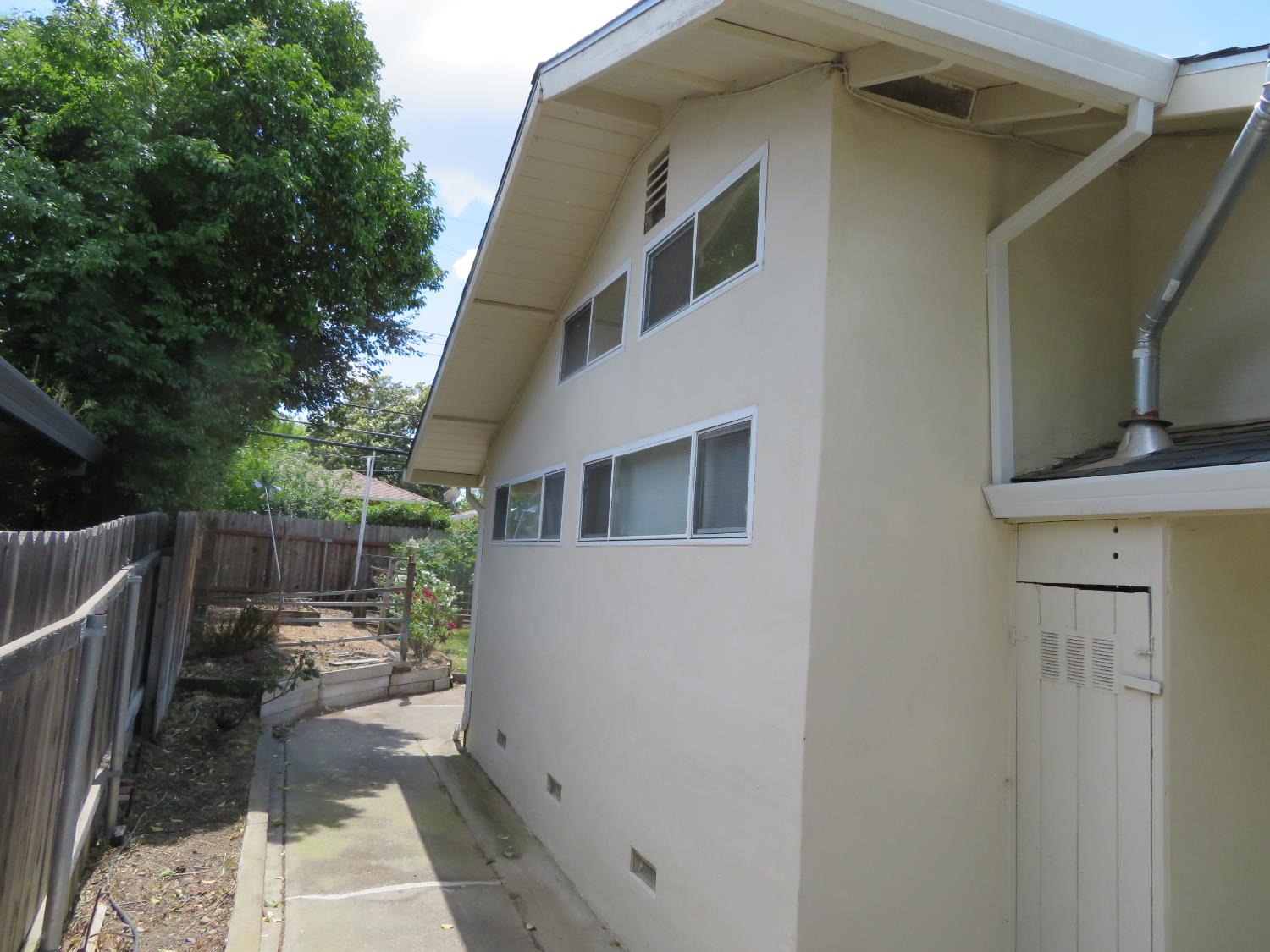 Juno Way, Sacramento, California image 40