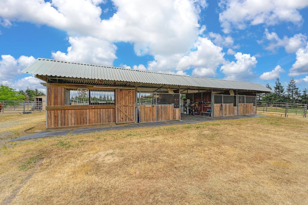Detail Gallery Image 72 of 87 For 24684 N Watkinson Rd, Acampo,  CA 95220 - 2 Beds | 2 Baths