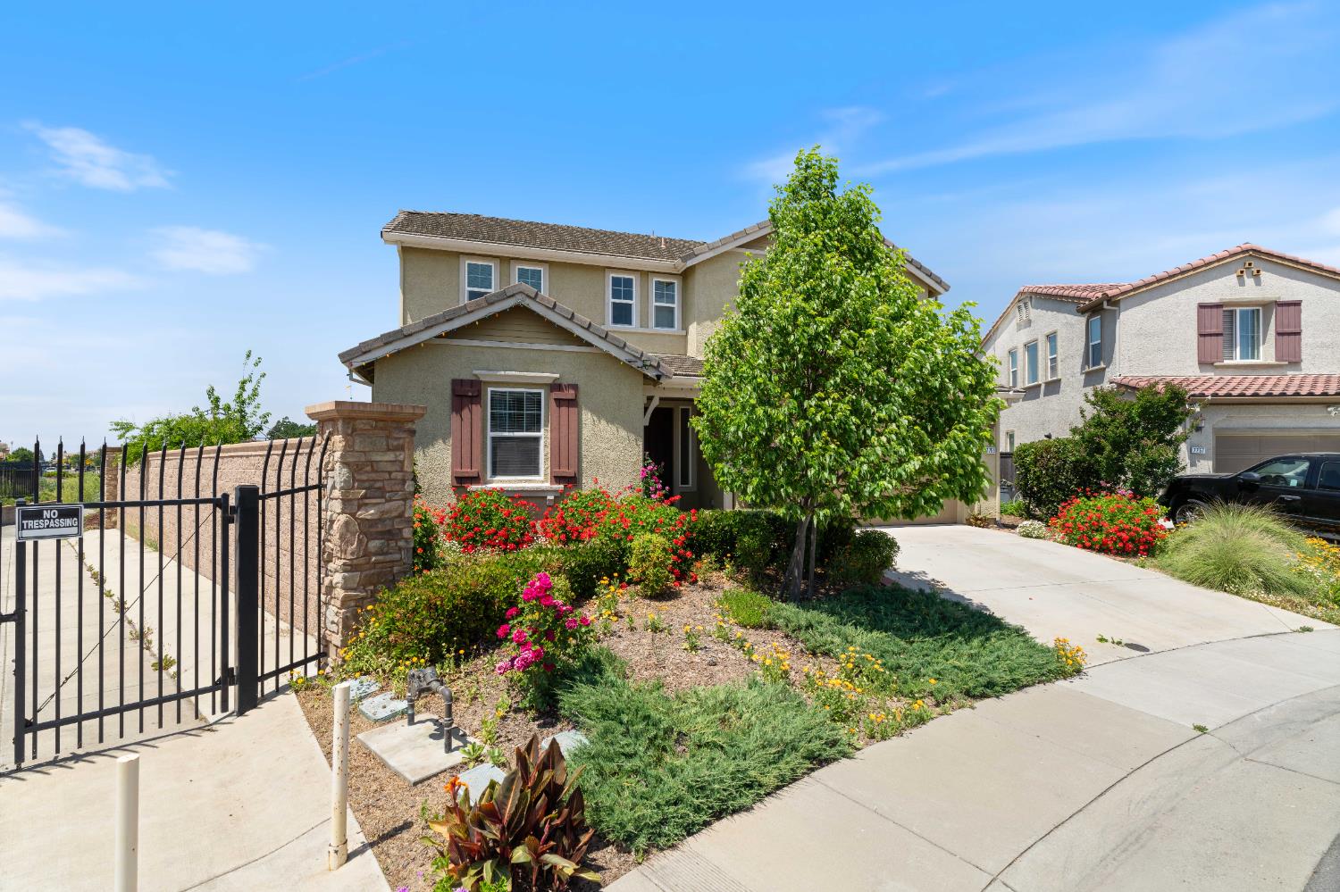 Detail Gallery Image 4 of 61 For 7753 Finnhorse Way, Sacramento,  CA 95828 - 4 Beds | 3 Baths
