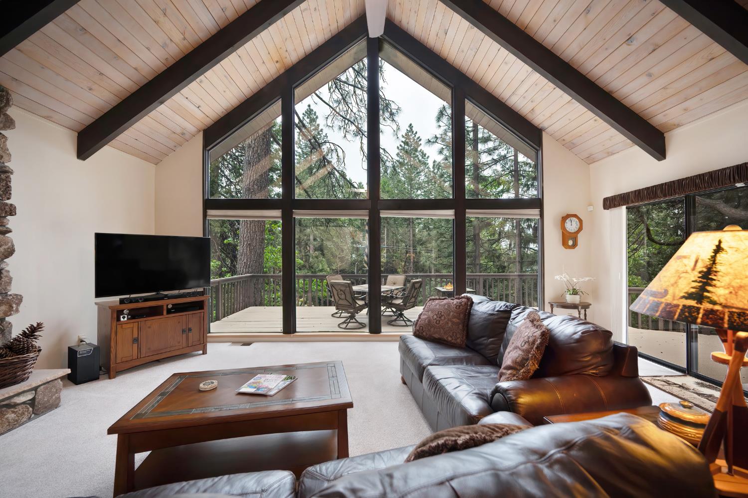 Detail Gallery Image 7 of 54 For 4362 Lakeridge Dr, Pollock Pines,  CA 95726 - 2 Beds | 2 Baths