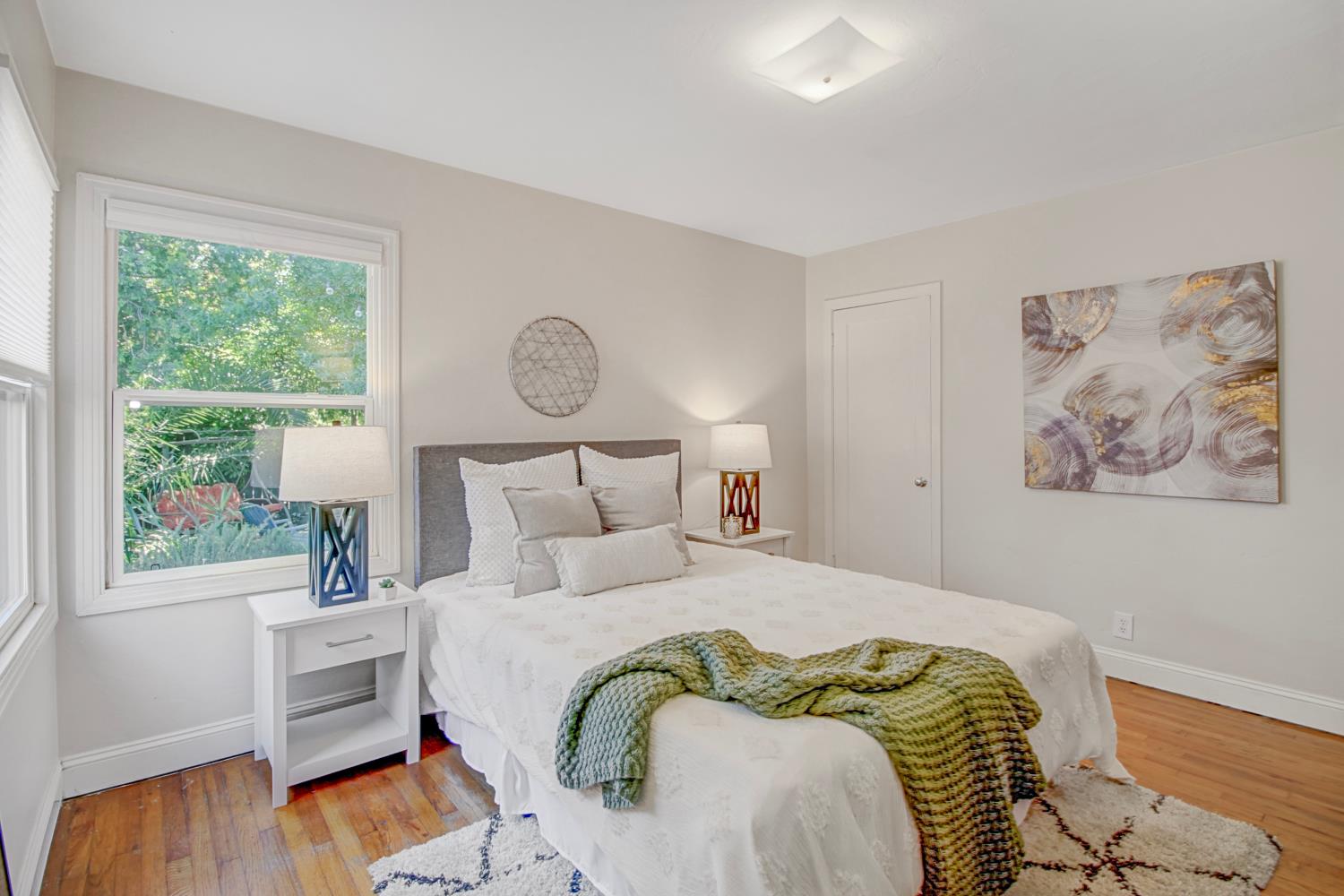 Detail Gallery Image 28 of 48 For 5960 12th Ave, Sacramento,  CA 95820 - 3 Beds | 1 Baths