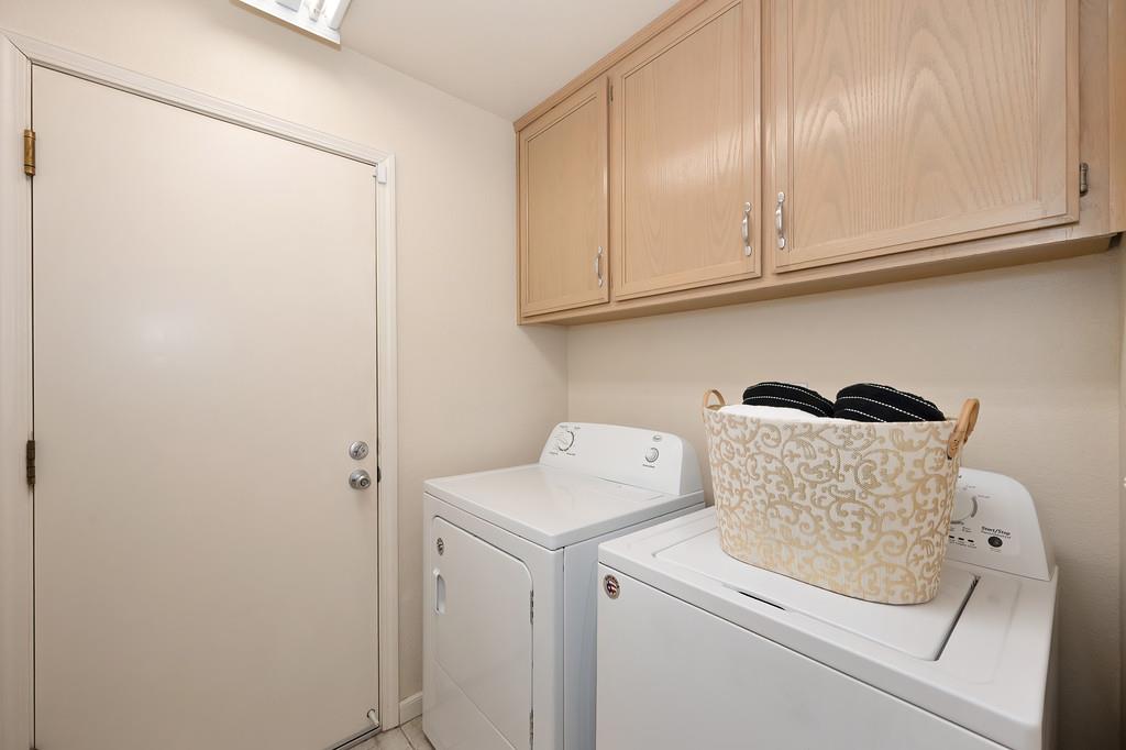 Detail Gallery Image 18 of 78 For 1341 Trevor Ct, Roseville,  CA 95678 - 4 Beds | 2/1 Baths